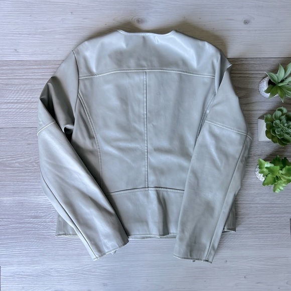 BAGATELLE rivet moto jacket faux leather size M EUC - Picture 10 of 16